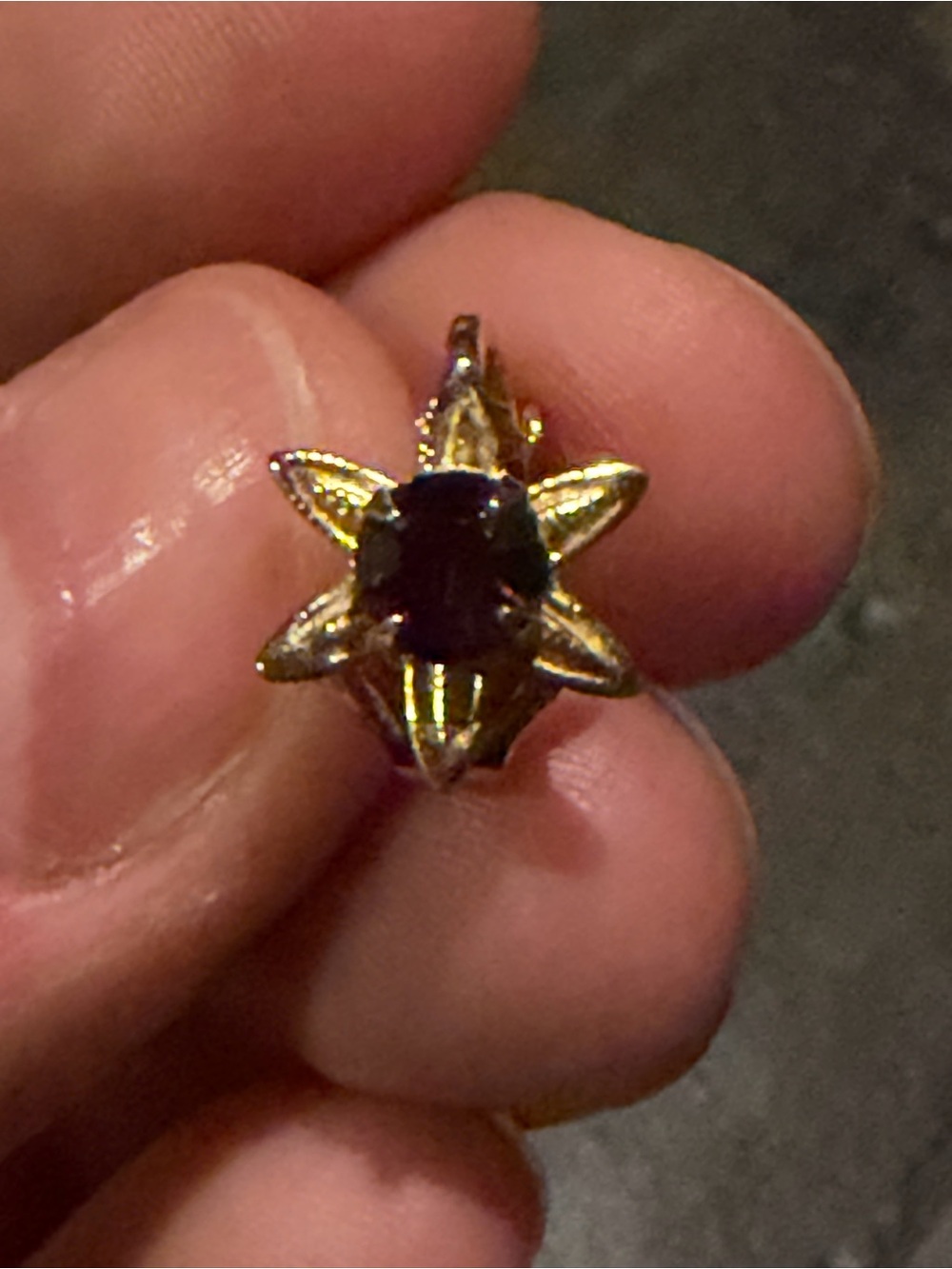 Vintage Gold-Tone Star Flower Clip-On Earrings with Dark Purple Stone